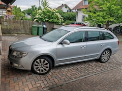 Bild des Angebotes Skoda Superb Combi 2.0 TDI 4x4 Elegance