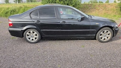 Bild des Angebotes BMW 320 320d