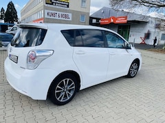 Bild des Angebotes Toyota Verso 2.0 D-4D