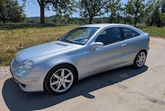 Bild des Angebotes Mercedes-Benz C 230 C 230 / 7 G Tronic Sportcoupe Evolution