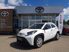 Bild des Angebotes Toyota Aygo X auf Ganzjahresreifen, mit Einparksensoren hi