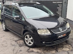 Bild des Angebotes VW Touran Highline 1.6l*7-SITZER*KLIMA*TEMPO*SZHZ