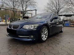 Bild des Angebotes BMW 330 330d Leder ACC Leder Navi 2 Hand Kealess