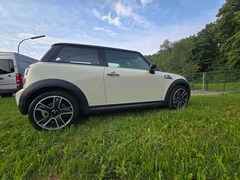 Bild des Angebotes MINI Cooper Cooper ONE Malibu