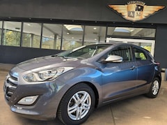 Bild des Angebotes Hyundai i30 1.6 CRDi blue Trend Navi/Kamera/2.Hand