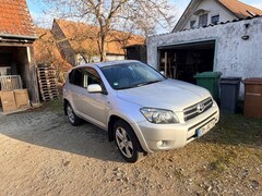 Bild des Angebotes Toyota RAV 4 2.2 D-CAT 4x4 Executive