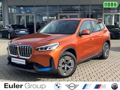 Bild des Angebotes BMW iX1 xDrive 30 17'' Parkass. Navi LED Hifi DAB SHZ Lenk