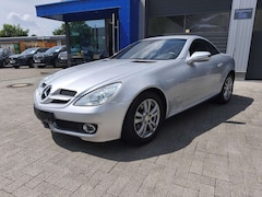 Bild des Angebotes Mercedes-Benz SLK 200 Navi/SHZ/PDC/Bluetooth/Tempomat
