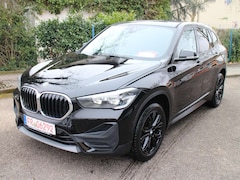 BMW X1 X1 sDrive18i Autom/Sport/Navi/Klima/PDC/SHZ/Alu18