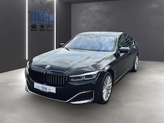 Bild des Angebotes BMW 740 740 d xDrive Leder Navi HUD StHz Klima Navi Leder