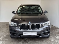 Bild des Angebotes BMW X3 xDrive20iA Advantage LED.Sportsz.ParkAss.SHZ.