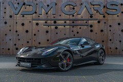 Bild des Angebotes Ferrari F12 Berlinetta *ALCANTARA*CUSTOM*CARBON*
