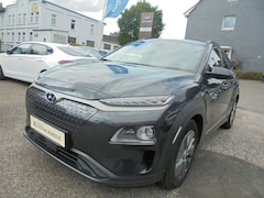 Bild des Angebotes Hyundai KONA ElektroStyle GroßerAKKU NAVI GARANTIE 12/28