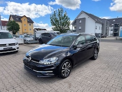 VW Golf VII 1.6 TDI Variant IQ.DRIVE Standheizung