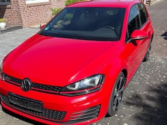 VW Golf GTI Golf VII 5-Türer BlueMotion Technology DSG