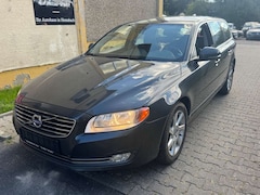 Bild des Angebotes Volvo V70 Kombi Momentum 2.0 D4 |2.HAND|EUR6|