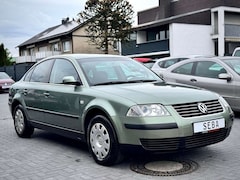 Bild des Angebotes VW Passat Comfortline '1.Hand'Klima'Temp.'AHK'