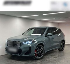 Bild des Angebotes BMW iX1 xDrive30 M Sportpaket Pro Harman/Kardon DAB LED AH