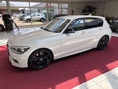 Bild des Angebotes BMW 135 i xDrive NAVI+LEDER+BI-XENON+H&K+KAM+SHZ+DAB