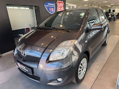 Bild des Angebotes Toyota Yaris Life / AUTOMATIK