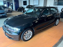 Bild des Angebotes BMW 118 Lim. /Autom./1.Hd/81TKM/SHZ/SH/SD/Klima