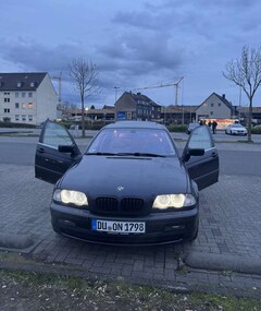 Bild des Angebotes BMW 323 323i