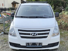 Bild des Angebotes Hyundai H-1 Hyundai H1 Transporter mit Scheiben
