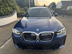 Bild des Angebotes BMW iX3 IMPRESSIVE M-SPORT PAKET PANORAMA HUD H+K LED