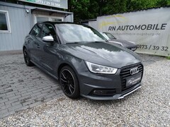 Bild des Angebotes Audi A1 **S-LINE / AUTOMATIK / 1.HAND / XENON**
