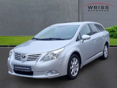 Bild des Angebotes Toyota Avensis Kombi Executive*SHZ*AHK*M+S*KUPNEU*TEMP*KLIMA*