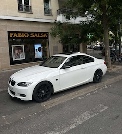 Bild des Angebotes BMW 330 Coupe M Paket Ab Werk (TÜV NEU!)