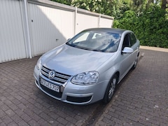 Bild des Angebotes VW Jetta 1.6 FSI Comfortline