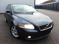 Bild des Angebotes Volvo S40 1.6D DPF.SPORT.TÜV.03/2028.MET.ALU.T-LEDER