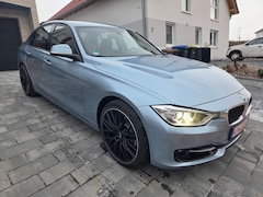 Bild des Angebotes BMW 335 335i Voll-Leder,Bi-Xenon,PDC, AHK, SPORT Line