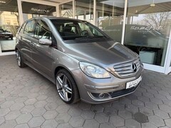 Bild des Angebotes Mercedes-Benz B 170 Leder Navi Panorama PDC Automatik