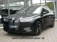 Bild des Angebotes BMW iX xDrive50 Sportpak.AHK°LASER°PANO°Luft-Massage