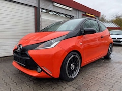 Bild des Angebotes Toyota Aygo AYGO x-cite Klima Sitzheizg Tempom MFLR