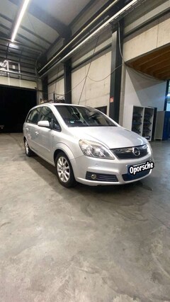 Bild des Angebotes Opel Zafira 1.9 CDTI Automatik Cosmo
