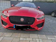 Bild des Angebotes Jaguar XE P250 Aut. R-Dynamic SE Vollausstattung Rot