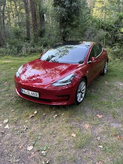 Bild des Angebotes Tesla Model 3 Standard Reichweite Plus Hinterradantrieb