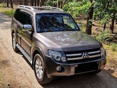 Bild des Angebotes Mitsubishi Pajero Pajero 3.2 DI-D Automatik Intense
