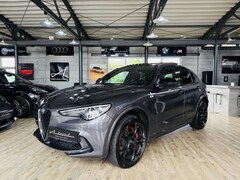 Bild des Angebotes Alfa Romeo Stelvio Quadrifoglio Q4*PANO*KAMERA*21ZOLL*H&K