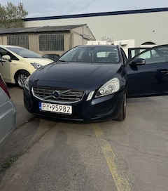 Bild des Angebotes Volvo V60 D2
