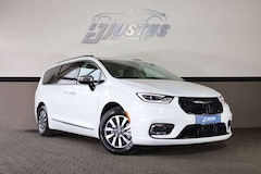Chrysler Pacifica 3.6 Hybrid Limited/PANO/SHZ/LHZ/TTW/R17