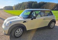 Bild des Angebotes MINI One Facelift, USB, MP3, Lichtpaket, Ablagenpaket, Lederlenkrad