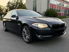 Bild des Angebotes BMW 523 i Automatik - Tempomat - Schiebedach - Xenon