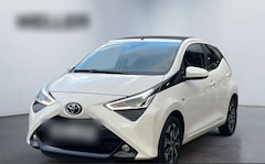 Bild des Angebotes Toyota Aygo x-play Team Deutschland *Faltdach*CAM*PDC*