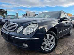Bild des Angebotes Mercedes-Benz E 240 T Automatik,Klimaautomatik,AHK,Schiebedach
