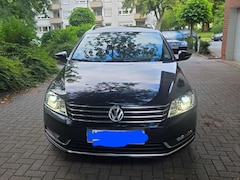 Bild des Angebotes VW Passat Variant 2.0 Blue TDI SCR Business Edition