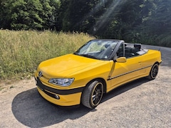 Bild des Angebotes Peugeot 306 Cabriolet 1.6 Saint Tropez